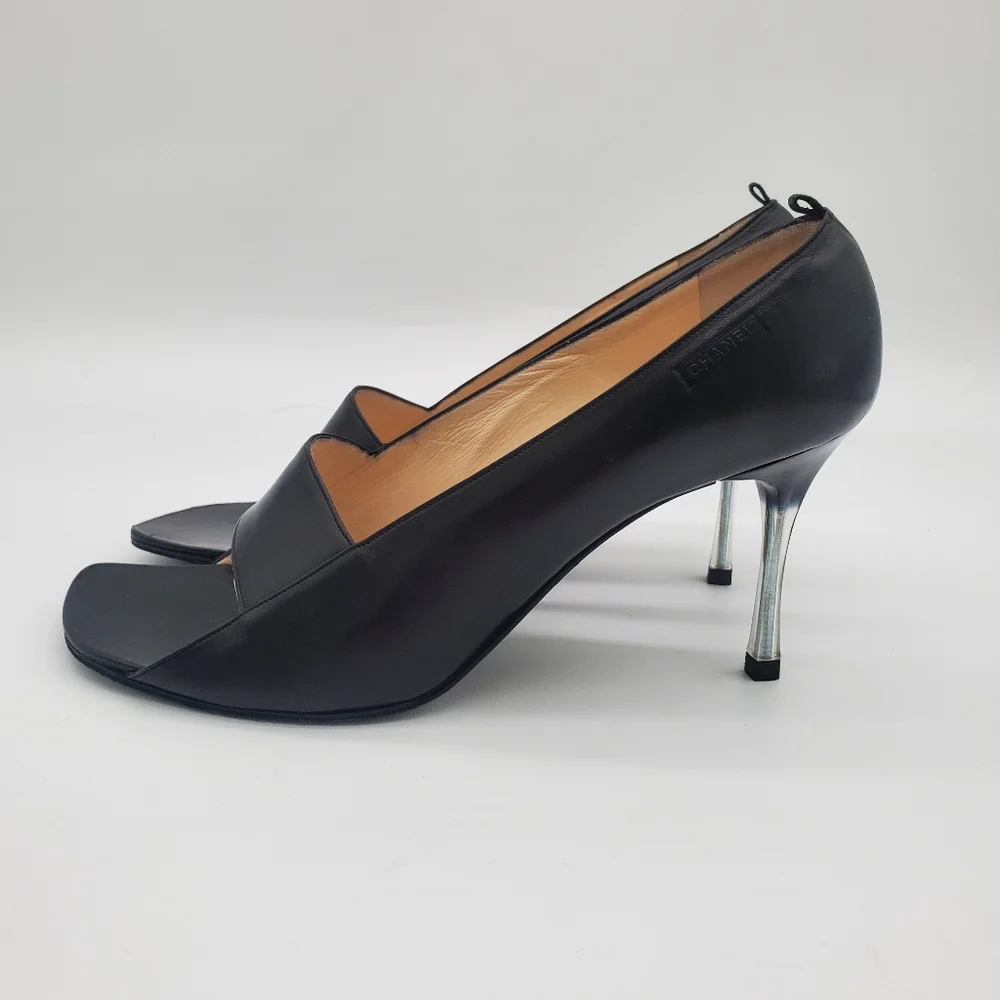 CHANEL Vintage 2000 Black Leather Pump Heels 41 - Picture 6 of 16